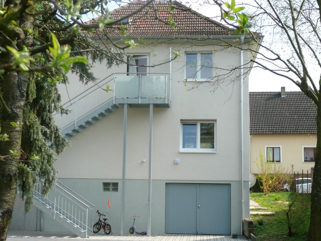 Ferienwohnungen Haus Sauer Offenheim Exteriör bild